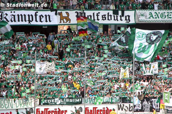 VfL Wolfsburg vs 1. FC Kaiserslautern (2-2) (4)