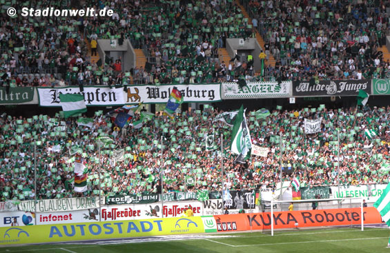 VfL Wolfsburg vs 1. FC Kaiserslautern (2-2) (5)