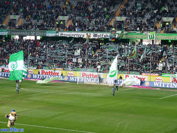 VfL Wolfsburg vs VfL Bochum (4-1) (1)