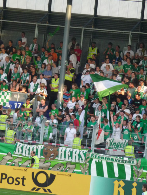 SV Wehen Wiesbaden vs VfL Wolfsburg (1-4) (2)