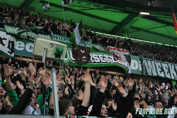 VfL Wolfsburg vs 1. FSV Mainz 05 (2-2) (7)