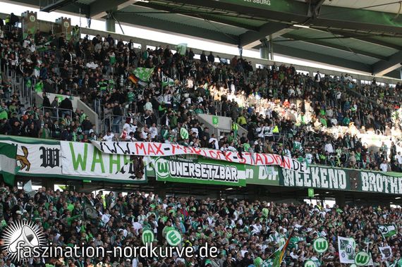 VfL Wolfsburg vs 1. FC Nürnberg (2-1) (2)