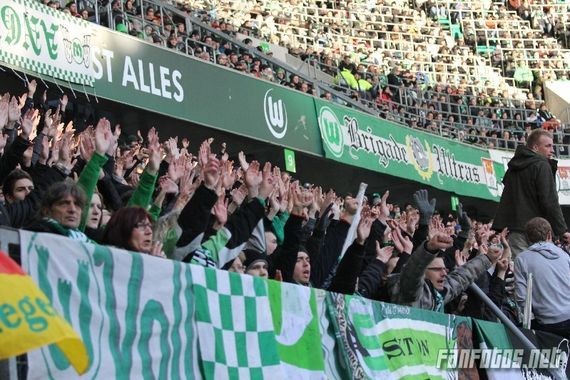 VfL Wolfsburg vs FC Augsburg (1-1) (1)