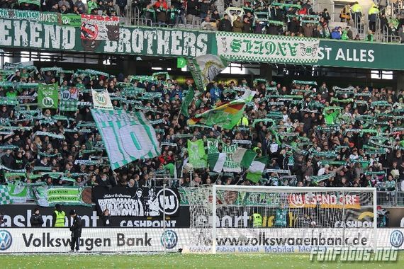 VfL Wolfsburg vs FC Augsburg (1-1) (6)