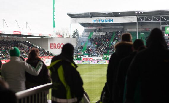 SpVgg Fürth vs VfL Wolfsburg (0-1) (1)