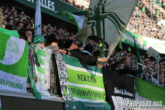 VfL Wolfsburg vs FC Schalke 04 (1-4) (7)