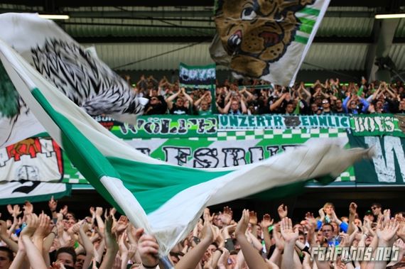 VfL Wolfsburg vs 1. FC Nürnberg (4-1) (4)