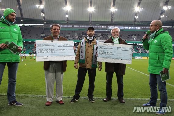 VfL Wolfsburg vs SC Freiburg (1-0) (10)