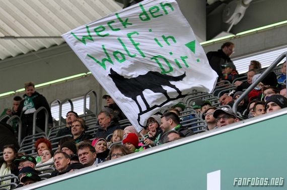 VfL Wolfsburg vs FC Augsburg (0-2) (3)