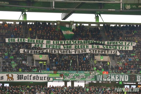 VfL Wolfsburg vs FC Augsburg (1-2) (3)
