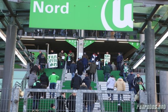 VfL Wolfsburg vs FC Augsburg (1-2) (5)
