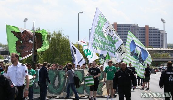 VfL Wolfsburg vs Borussia Mönchengladbach (1-1) (21)