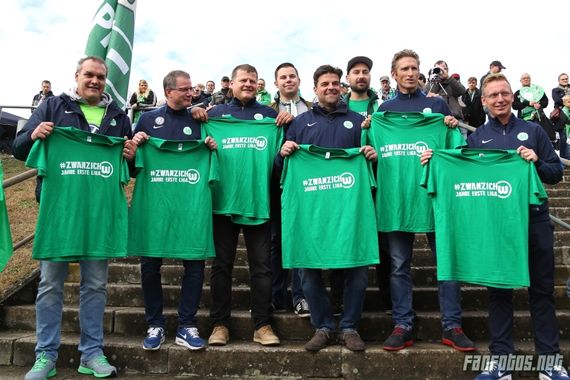VfL Wolfsburg vs 1. FSV Mainz 05 (0-0) (8)
