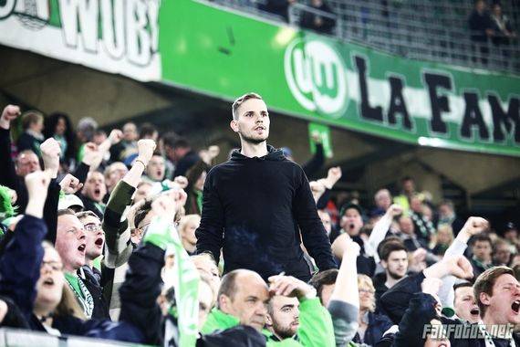 VfL Wolfsburg vs FC Augsburg (0-0) (2)