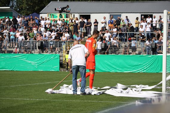 SV 07 Elversberg vs VfL Wolfsburg (0-1) (7)