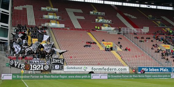 1. FC Kaiserslautern vs VfR Aalen (1-0) (1)
