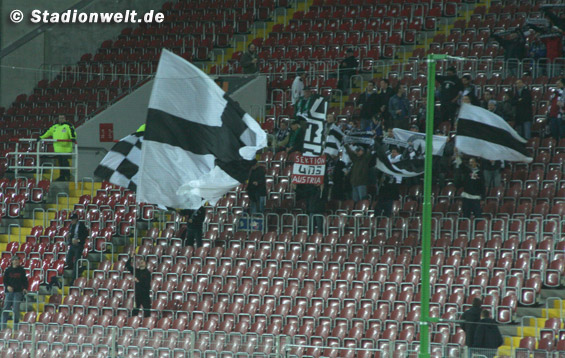 1. FC Kaiserslautern vs Wacker Burghausen (4-0) (2)