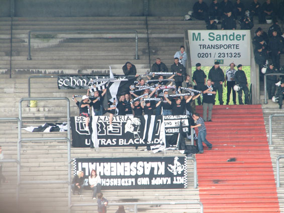Rot-Weiss Essen vs Wacker Burghausen (1-1) (3)