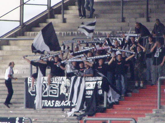 Rot-Weiss Essen vs Wacker Burghausen (1-1) (5)