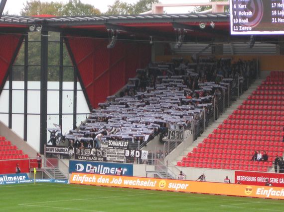 SSV Jahn Regensburg vs Wacker Burghausen (3-2) (2)