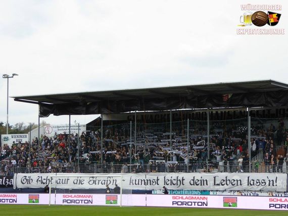 Wacker Burghausen vs SSV Jahn Regensburg (0-1) (21)