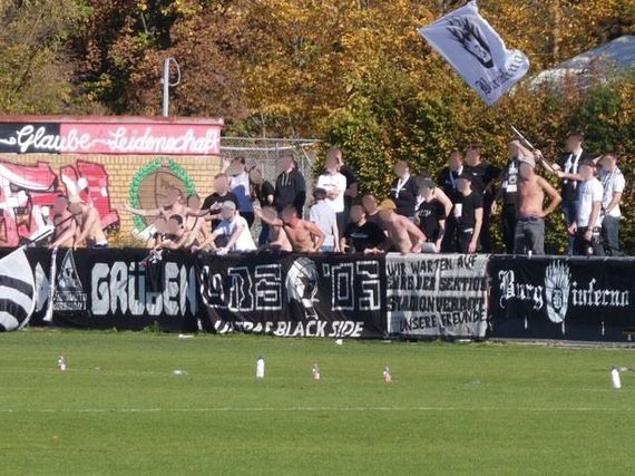 1. FC Nürnberg II vs Wacker Burghausen (2-0) (5)
