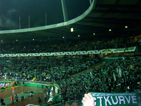 Werder Bremen vs Olympique Lyon (0-3) (9)