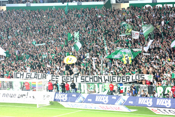 Werder Bremen vs Hamburger SV (2-0) (9)