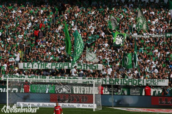 Werder Bremen vs FC Augsburg (1-0) (12)