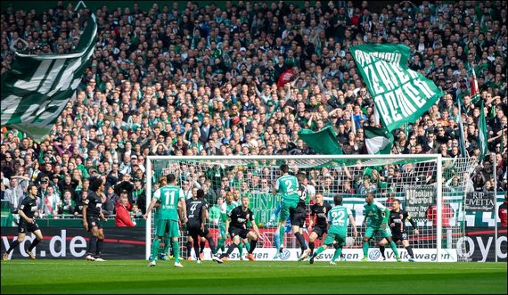 Werder Bremen vs FC Augsburg (1-2) (4)