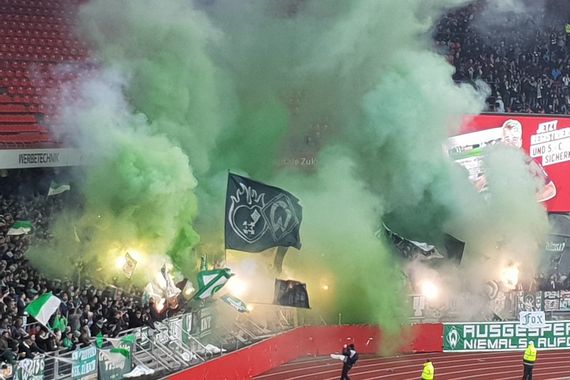 1. FC Nürnberg vs Werder Bremen (1-1) (2)