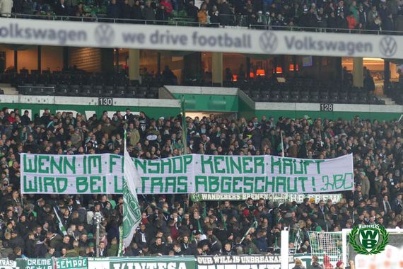 Werder Bremen vs SC Paderborn (0-1) (11)