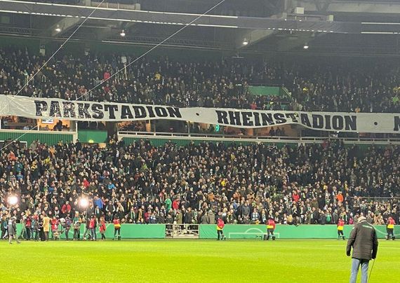 Werder Bremen vs Borussia Dortmund (3-2) (13)