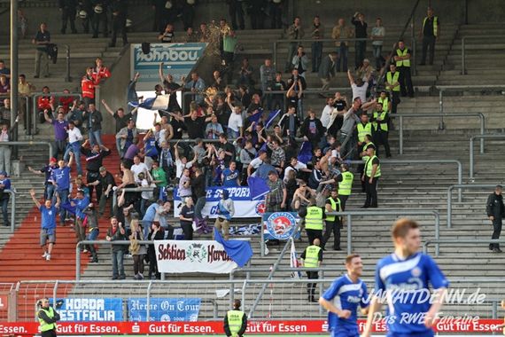 Rot-Weiss Essen vs Westfalia Herne (3-2) (9)