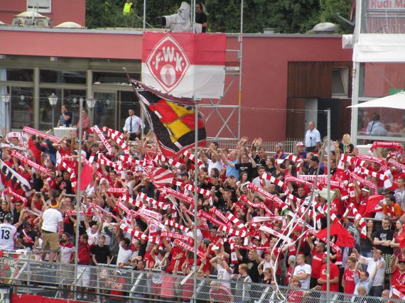 Würzburger Kickers vs Eintracht Braunschweig (1-0 n.V.) (3)