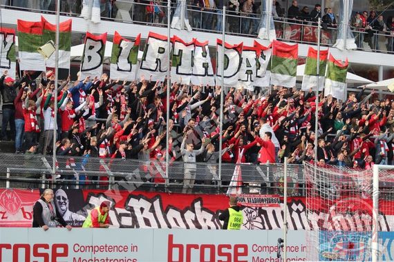 Würzburger Kickers vs Hallescher FC (1-0) (5)