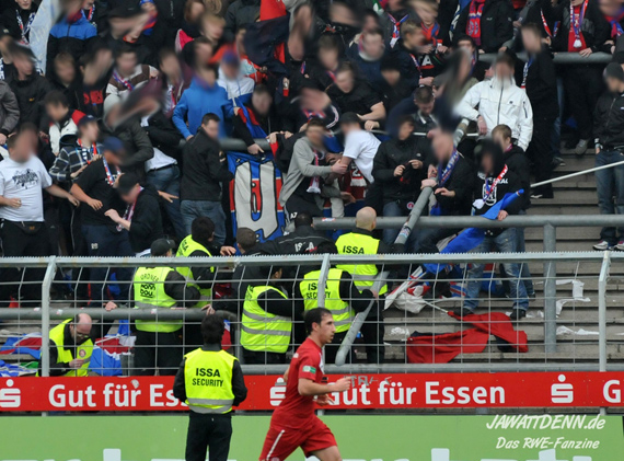 Rot-Weiss Essen vs Wuppertaler SV Borussia (1-1) (10)