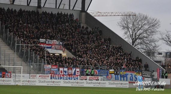Rot-Weiss Essen vs Wuppertaler SV Borussia (1-0) (7)