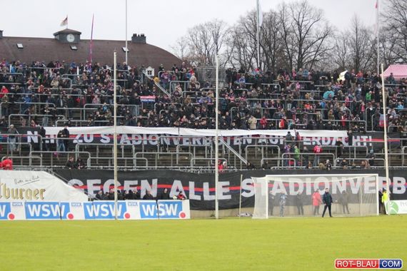 Wuppertaler SV vs Rot-Weiss Essen (3-0) (8)