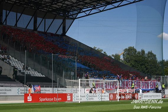 Rot-Weiss Essen vs Wuppertaler SV (5-1) (1)