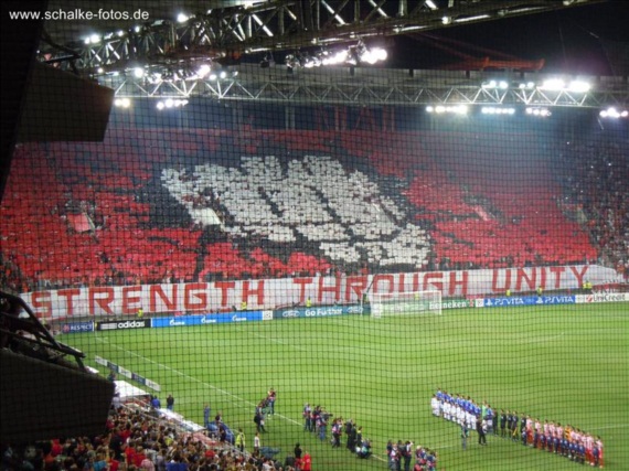 Olympiakos Piräus vs FC Schalke 04 (1-2) (7)