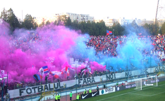 Steaua Bukarest vs Dinamo Bukarest (2-4) (1)