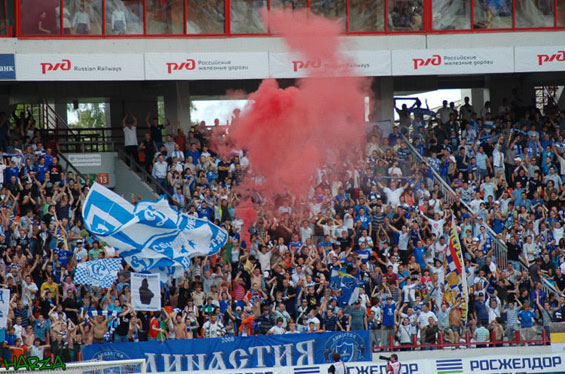 PFC Lokomotiv Moskau vs FK Dinamo Moskau (1-1) (7)