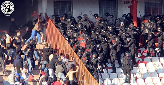 Roter Stern Belgrad vs Partizan Belgrad (0-0) (4)