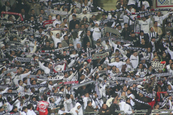 Bayer 04 Leverkusen vs Besiktas Istanbul (2-1) (9)