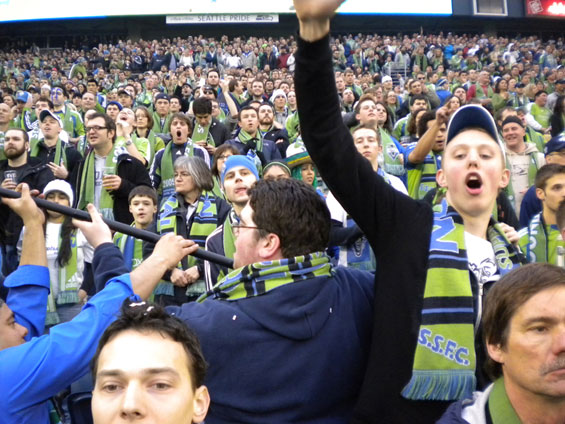Seattle Sounders FC vs New York Red Bulls (3-0) (9)